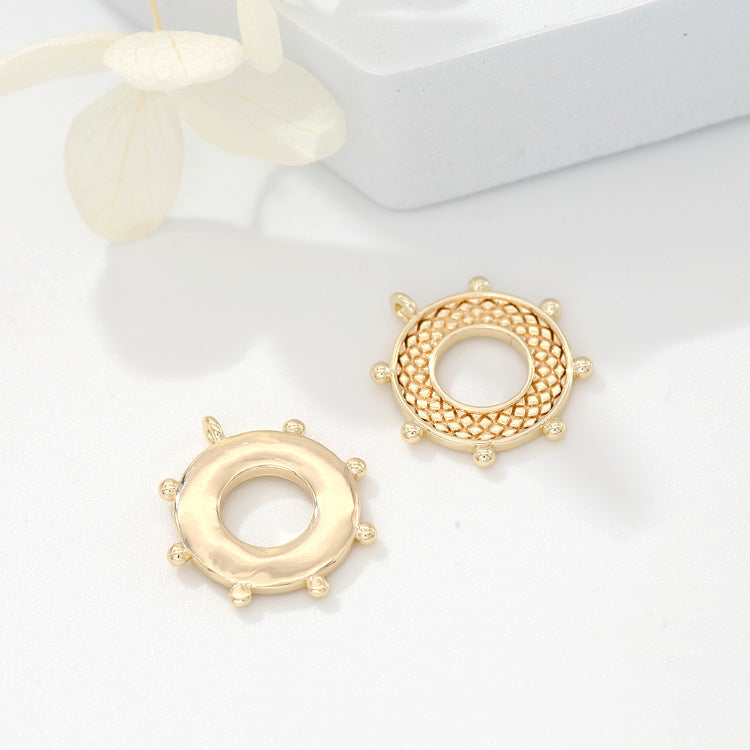 10 Pendentif de charme de gouvernail de barre 14K GF