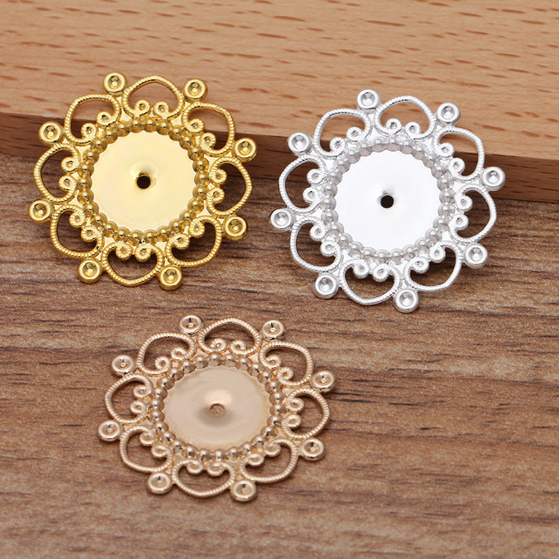 50 breloques de tasse de lunette à bord floral en filigrane 18KGP 12mm cabochon rond base vierge réglage de pièce de pierre précieuse