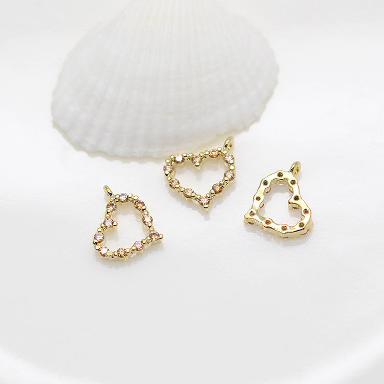 Pendentif à breloque cercle de 20 cœurs orné de strass 14K GF