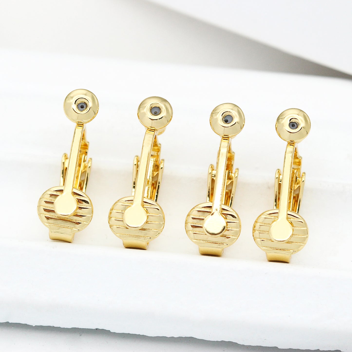 Clips d'oreille à 4 boutons avec boucle d'oreille sans perçage 14K GF