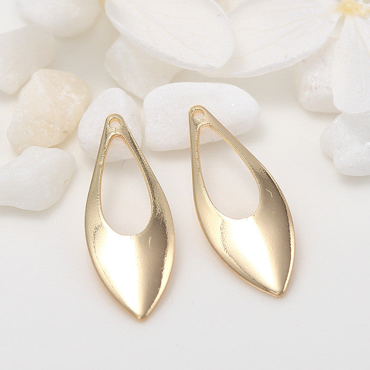 20 Tiny Curved Waterdrop Piece Charm Pendant 14K GF