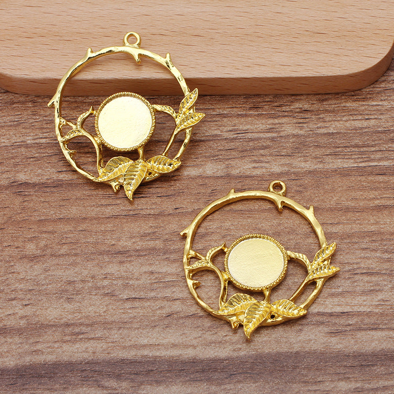 20 Filigree Serrated Edge Bezel Cup Leaf Vein Charm Pendant 18KGP 12mm Round Cabochon Blank Base Gemstone Piece Setting