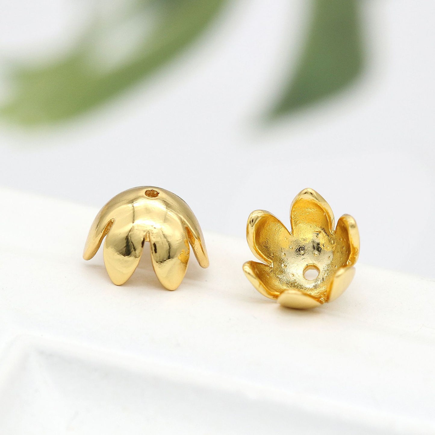 2 Coupe de capuchon de perles florales 14K GF Charm Beadwork Spacer