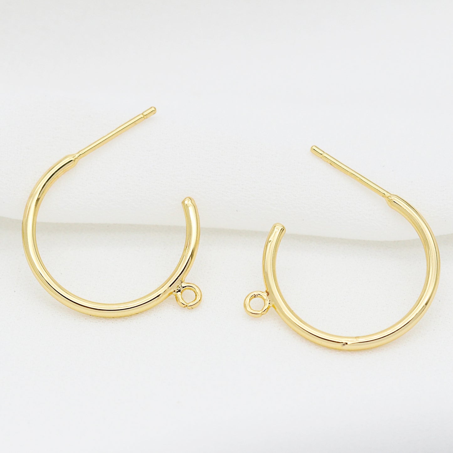20 boucles d'oreilles demi-cercle avec boucle 14K GF Earing