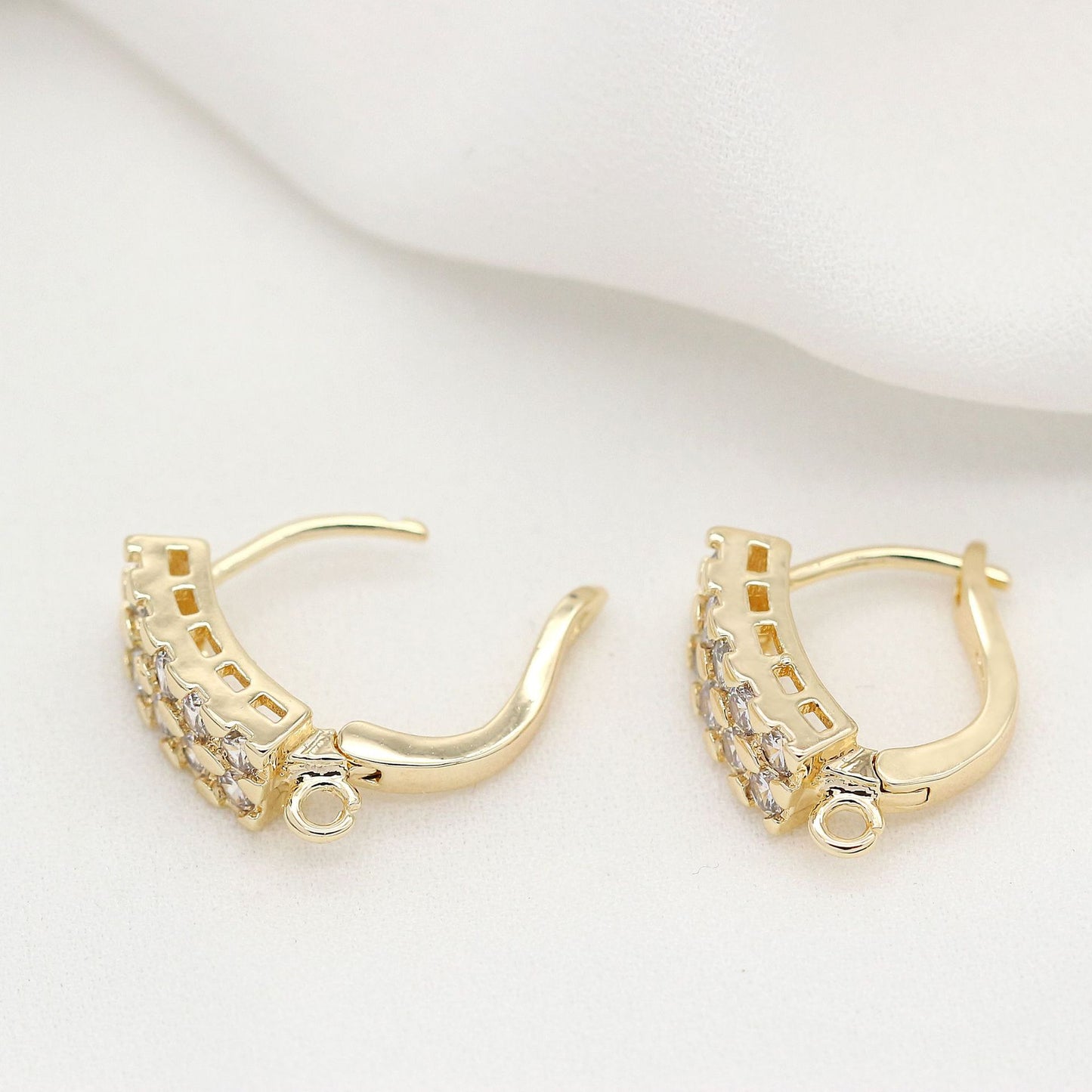 Boucles d'oreilles créoles 4 U Circle avec boucle ornées de strass 14K GF