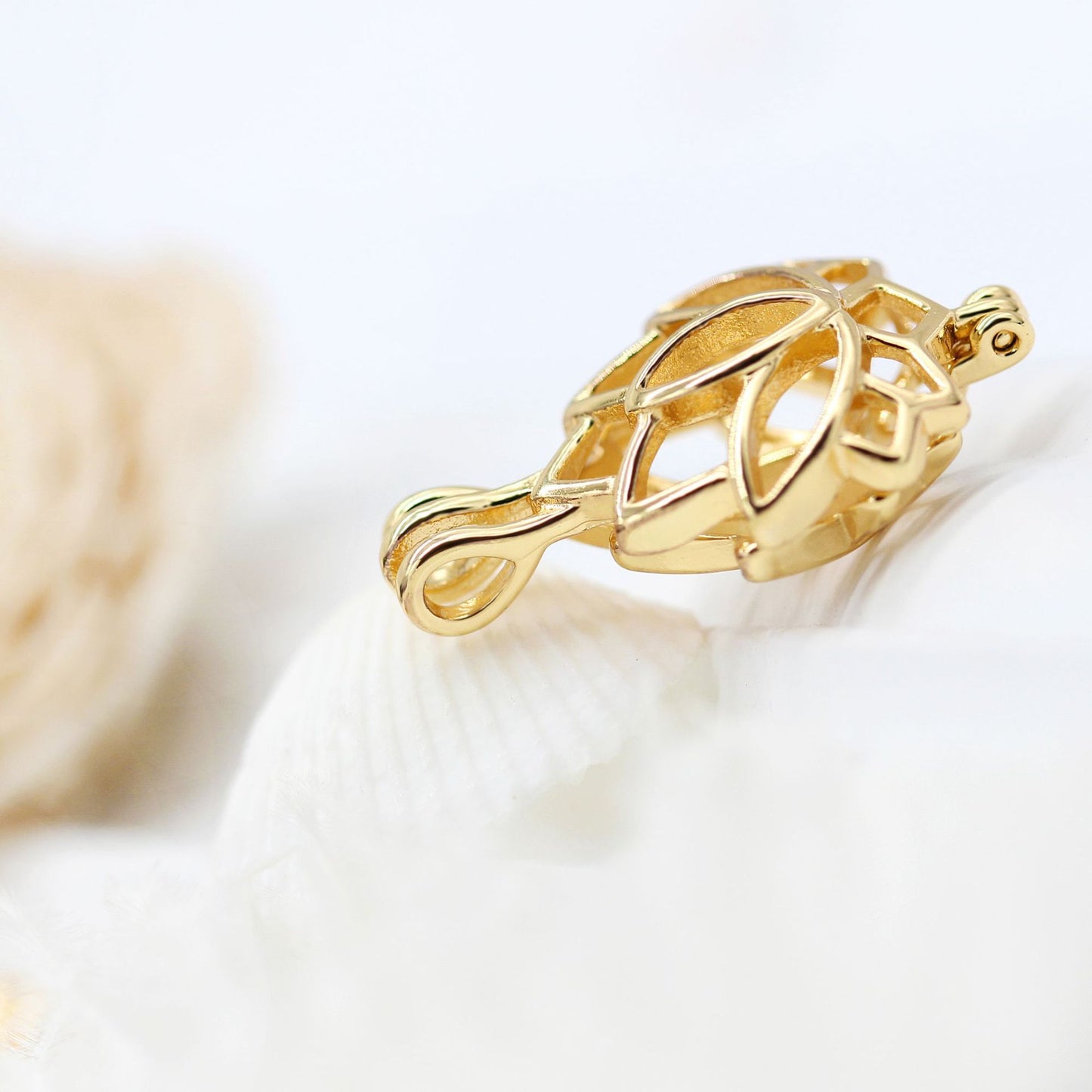 5 boîte de prière creuse souhaitant médaillon de parfum pendentif à breloque de souhait Floral Lotus 14K GF