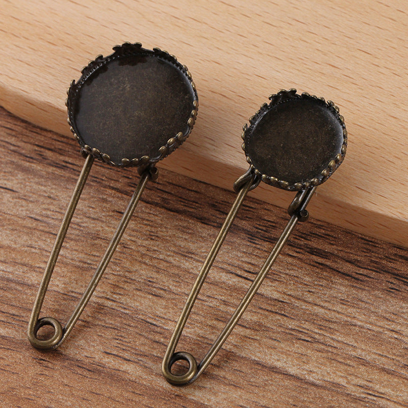 200 Crown Edge Safe Brooch Antique Bronze 15mm 20mm Round Cabochon Blank Base Gemstone Setting