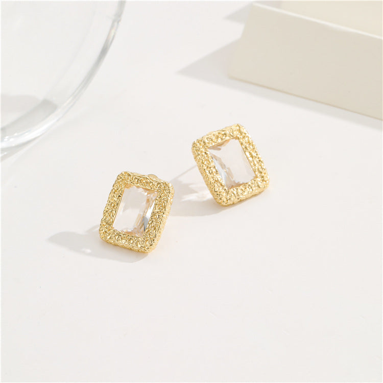 4 quadratische, herzförmige, rechteckige Quasten-Ohrstecker, 14-karätige GF-Strassverzierung