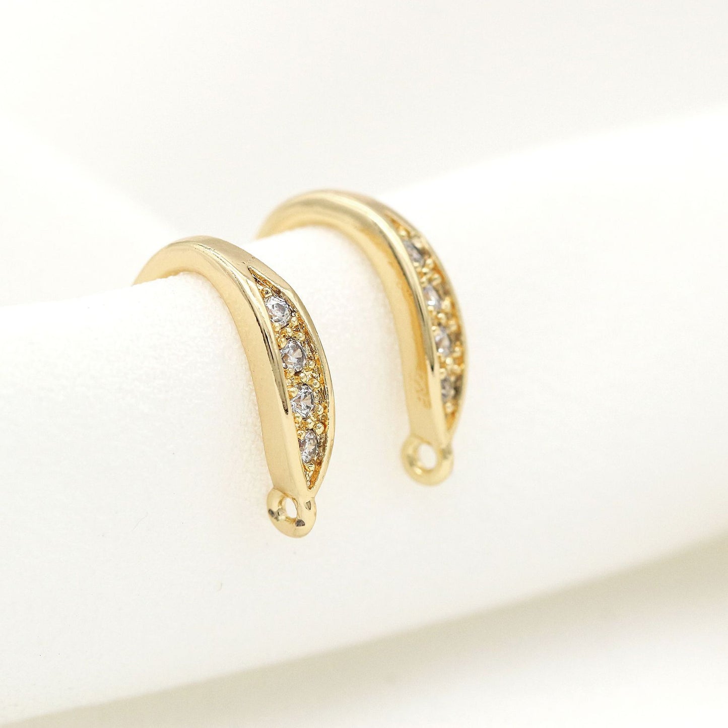 Boucles d'oreilles à 4 crochets avec boucle ornée de strass 14K GF