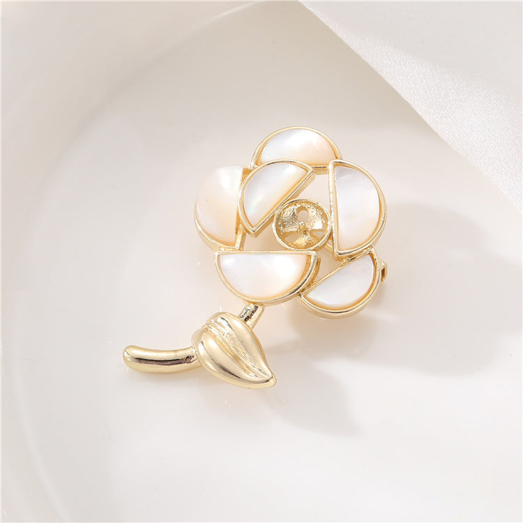 2 broches florales 14K GF strass embellies perle semi-percée perle vierge