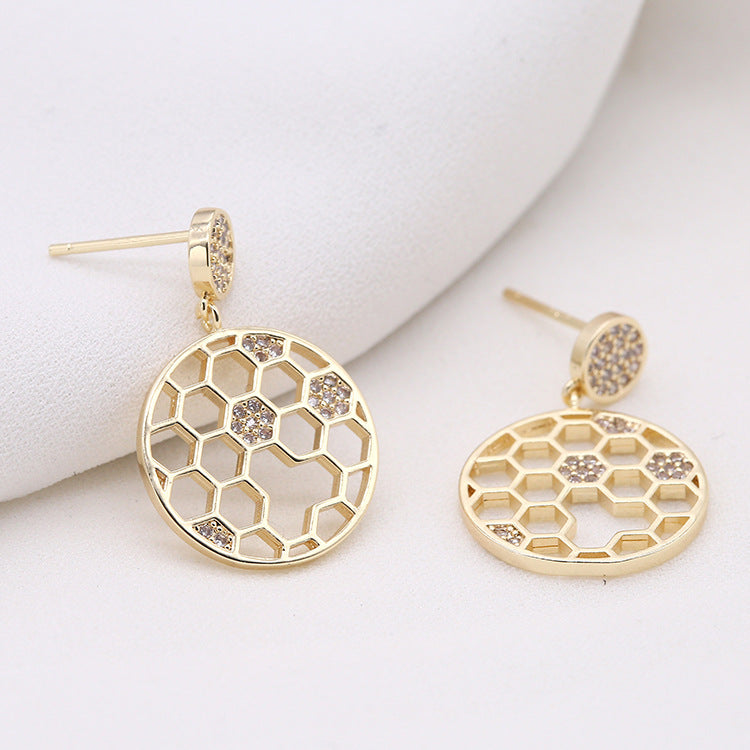 4 boucles d'oreilles à clous à breloque en nid d'abeille ornées de strass 14K GF Earing