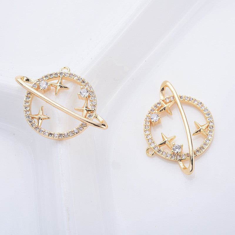 Pendentif à breloque Saturne 20 étoiles orné de strass 14K GF
