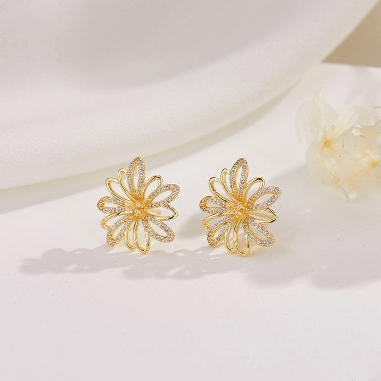 4 Ohrstecker mit floraler Schleife, Strassverzierung, 14K GF-Ohrring, halbgebohrte Perle, Rohling