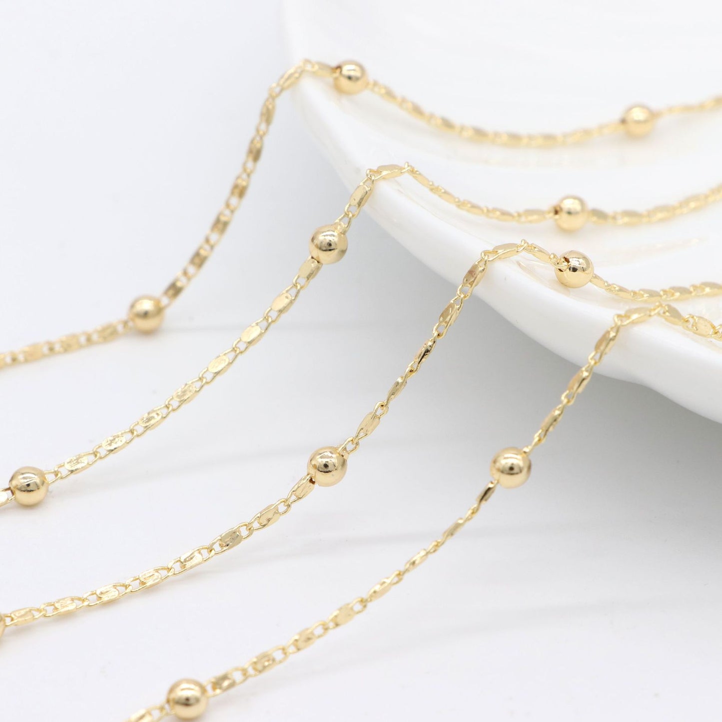 Chaîne fine à maillons plats et perles rondes de 2 mètres, 14K GF