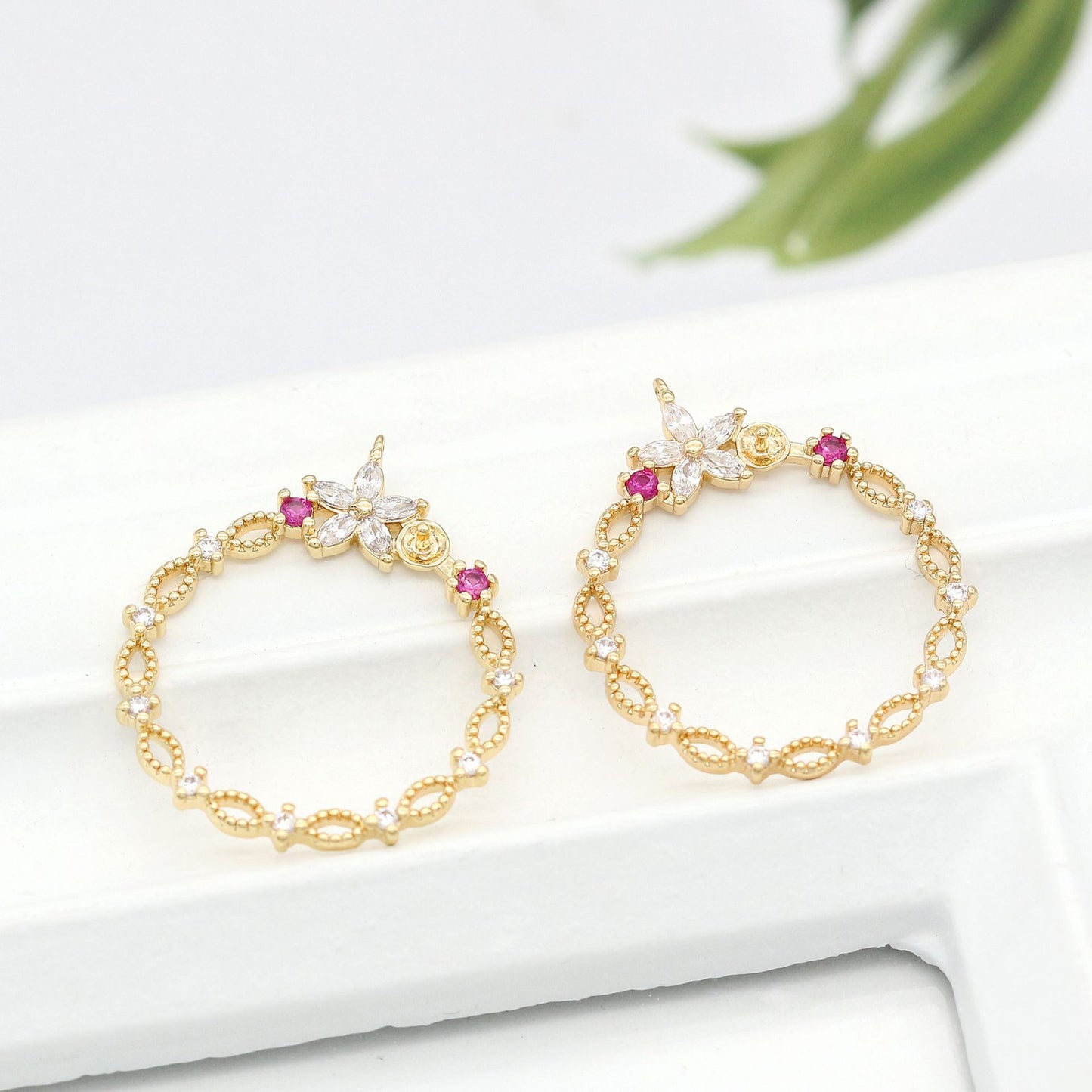 2 pendentif à breloque cercle entrelacé strass embelli 14K GF perle à moitié percée perle vierge