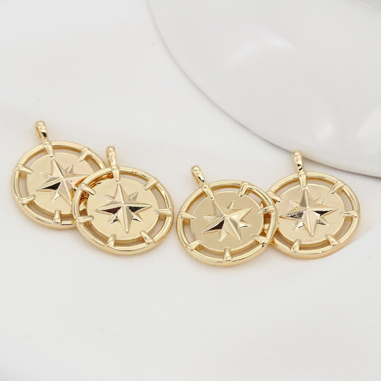 Pendentif à breloque pièce de monnaie 10 étoiles 14K GF