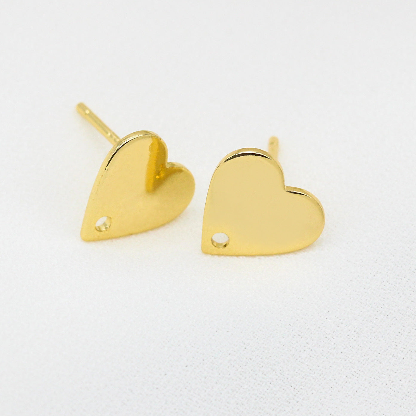 4 boucles d'oreilles coeur brillant avec trou 14K GF Earing