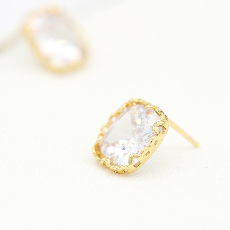 4 boucles d'oreilles rectangulaires à tige ornées de strass 14K GF