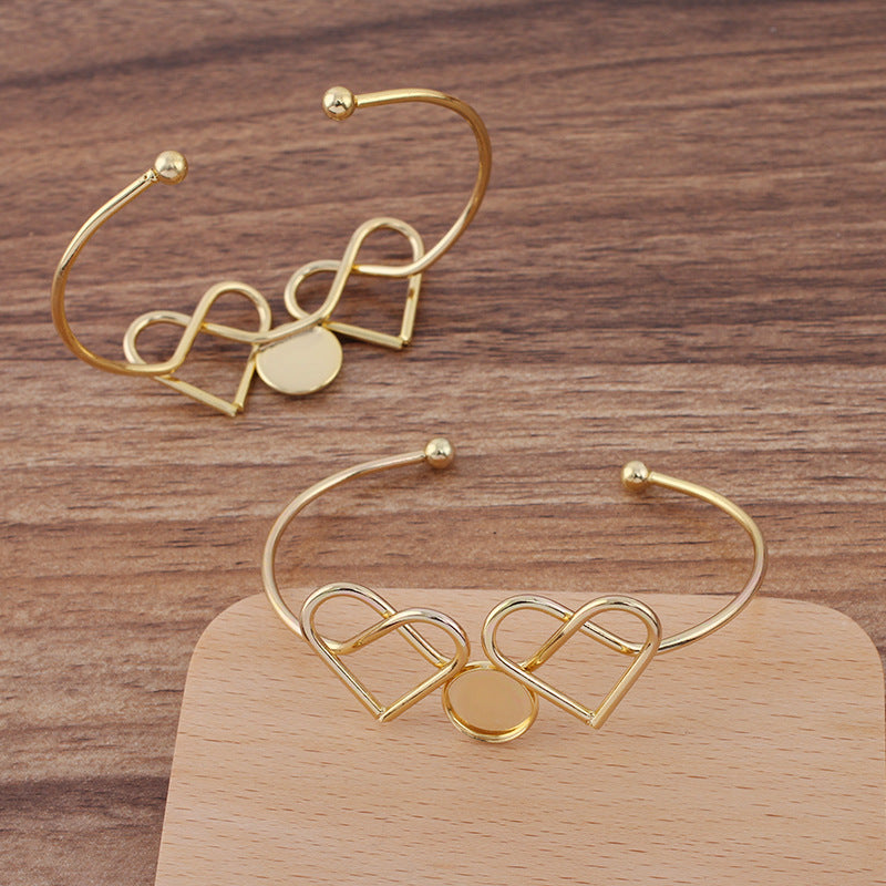 Bracelet à cercle ouvert en forme de cœur enveloppé de fil de coupe à 5 bords unis, 18KGP, cabochon rond de 12mm, Base vierge, réglage de pièces de pierres précieuses