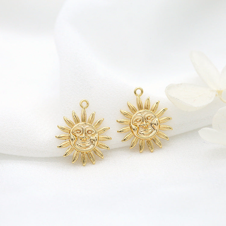 10 Schmetterling-Sonnen-Lächeln-Gesicht-Charm-Anhänger aus 14 Karat GF