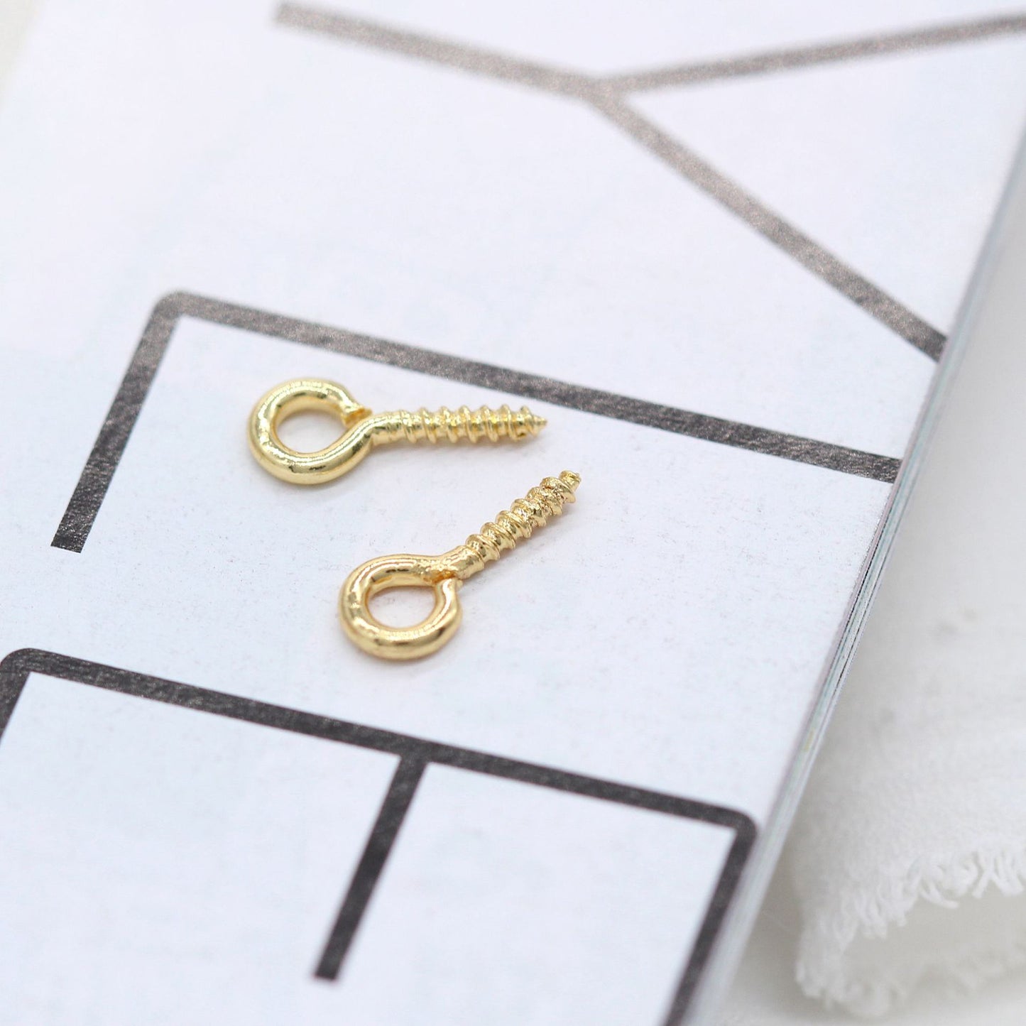 20 broches à œil à vis, broches en liège, connecteur d'anneaux supérieurs de pendentif 14K GF