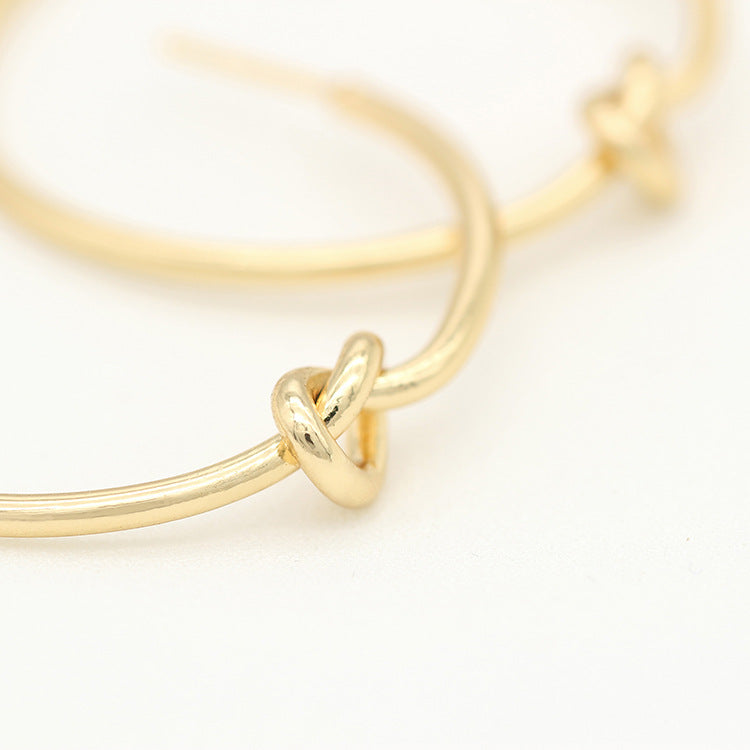 Boucles d'oreilles à tige en cercle à 4 demi-nœuds 14K GF