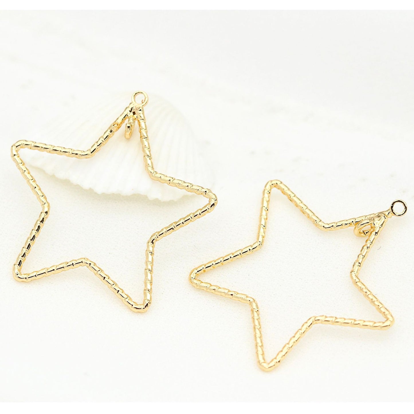 20 pendentif à breloque cercle étoile sculpté à double boucle 14K GF