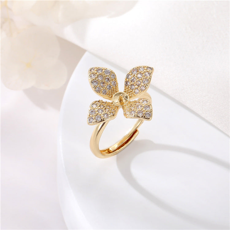 2 boucles d'oreilles pendantes à breloque florale, bague de déclaration ornée de strass 14K GF, perle semi-percée, perle vierge