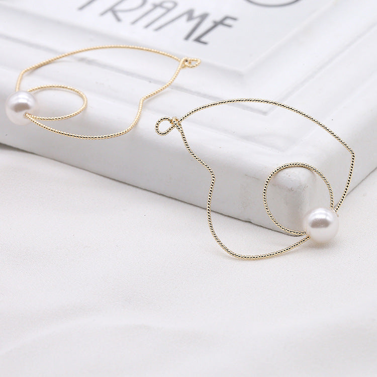 Pendentif à breloque cercle de 10 cœurs orné de perles 14K GF
