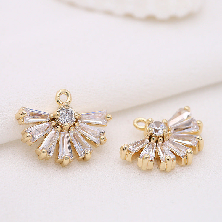 Pendentif à 2 breloques en forme d'éventail orné de strass 14K GF