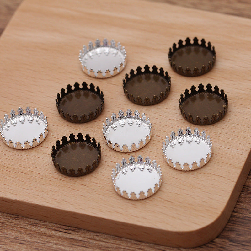 50 Crown Edge Bezel Cup Charm Flat Back Paramètres 18KGP 12mm 15mm 20mm 25mm Rond Cabochon Strass Zircon Pierre Précieuse Base Vierge