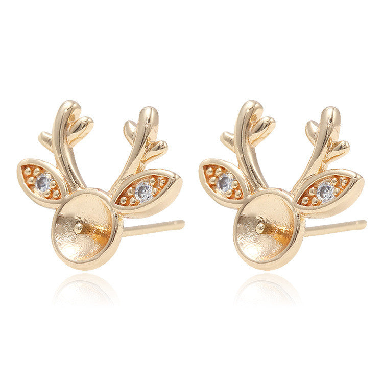 4 boucles d'oreilles à tige en forme de renne ornées de strass 14 carats GF, perles à moitié percées, vierges