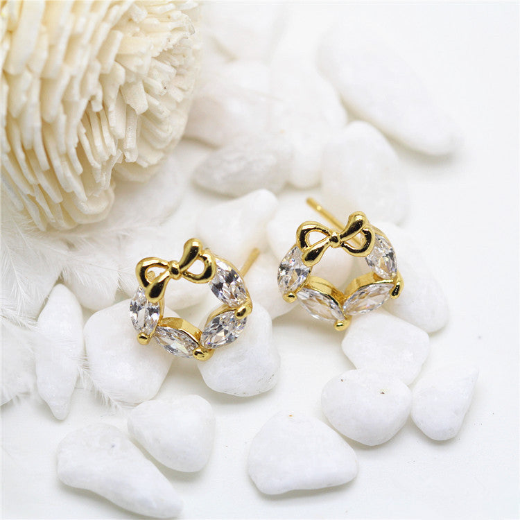 10 Ohrstecker mit Schleife, Kreis, 14 Karat GF, mit Strasssteinen verziert