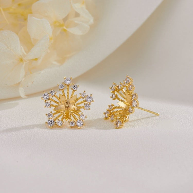 4 Ohrstecker mit floraler Schleife, Strassverzierung, 14K GF-Ohrring, halbgebohrte Perle, Rohling