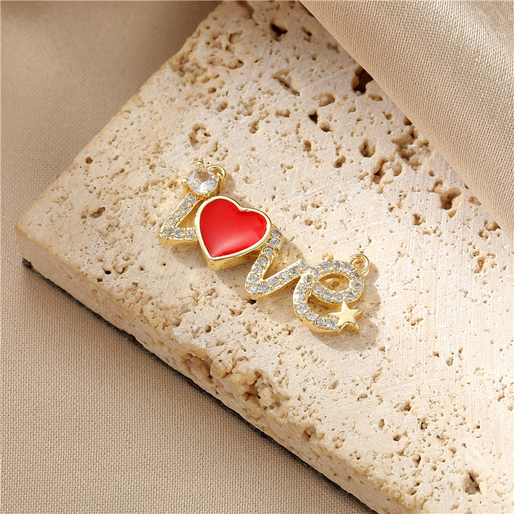 2 doppelt geschlungene Liebesherzen mit Blumen-Hand-Charm-Anhänger, Strassverzierung, 14K GF, halbgebohrte Perle, Rohling