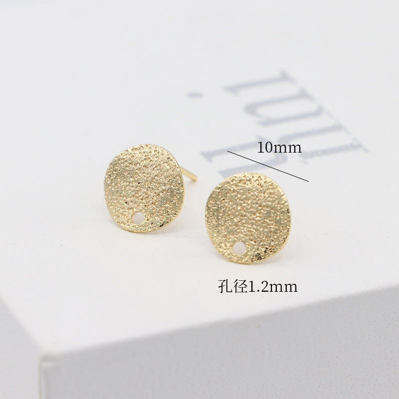 10 gebogene, mattierte, runde Ohrstecker mit Loch aus 14-karätigem GF