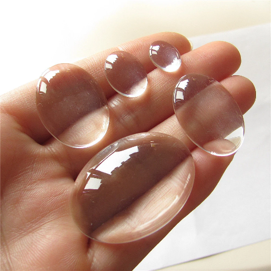 Ovale Cabochon-Sammlung mit chinesischer Minderheitenmalerei, CW0473